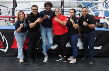 KFC Panam se une a Fundacin Atheyna Bylon para promover el deporte como motor de transformacin