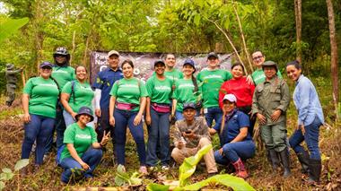 Ms de 500 rboles fueron plantados por ENSA y el MINSA en una jornada de reforestacin