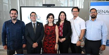 Lanzamiento de plataforma digital CENTER para emprendedores