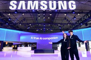 /zonadigital/samsung-consolida-su-liderazgo-en-ia-movil-en-mwc-2025/105418.html